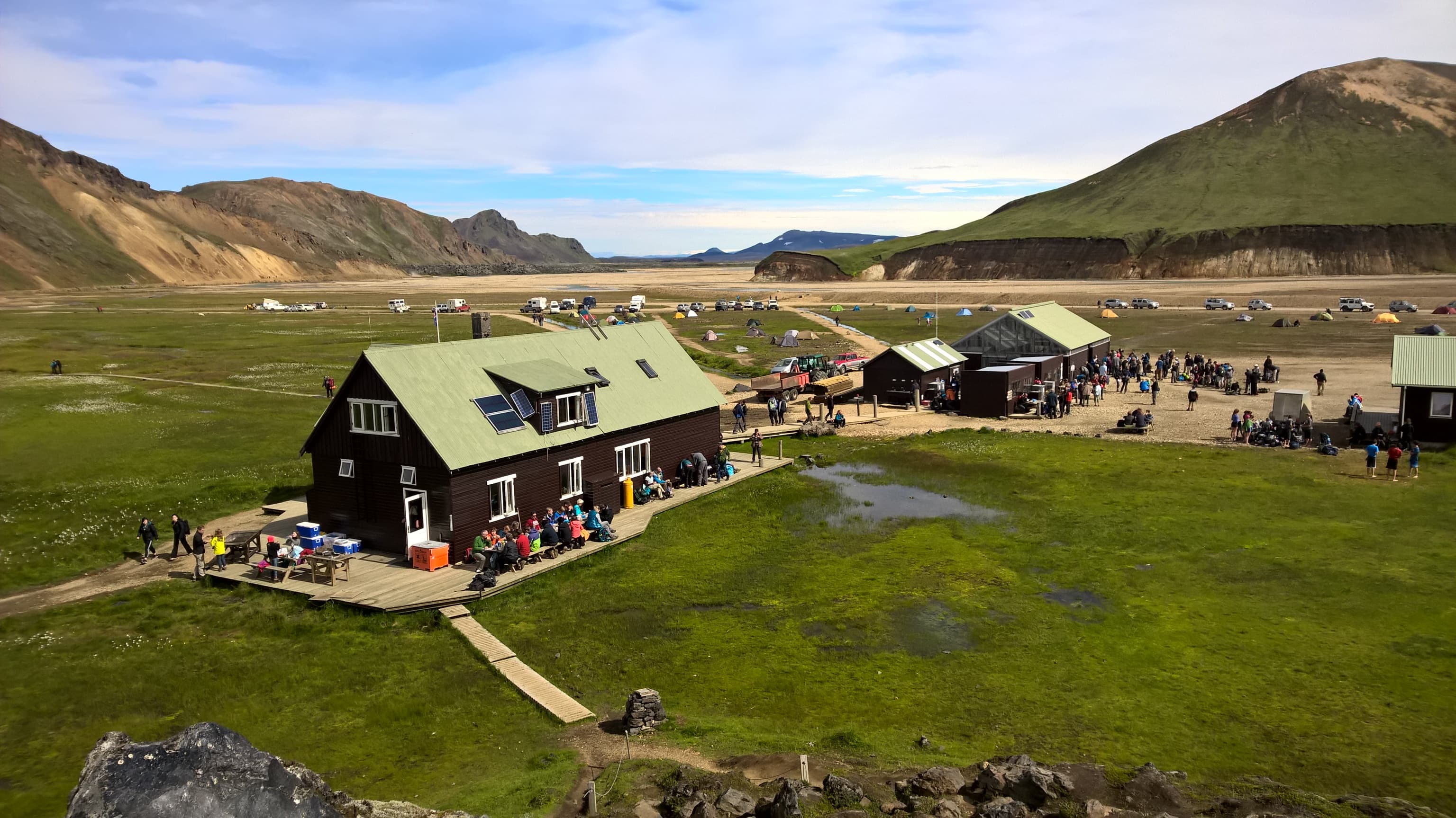 Landmannalaugar - Hjálparfoss, Gjáin, Háifoss, Sigöldufoss & Hnausapollur 